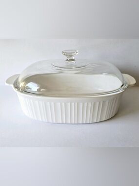 Vtg Corning Ware French White Bake Oval F-14 holds about 4 Ltr w Clear Glass Lid